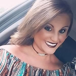 Meet your Posher, Kelli